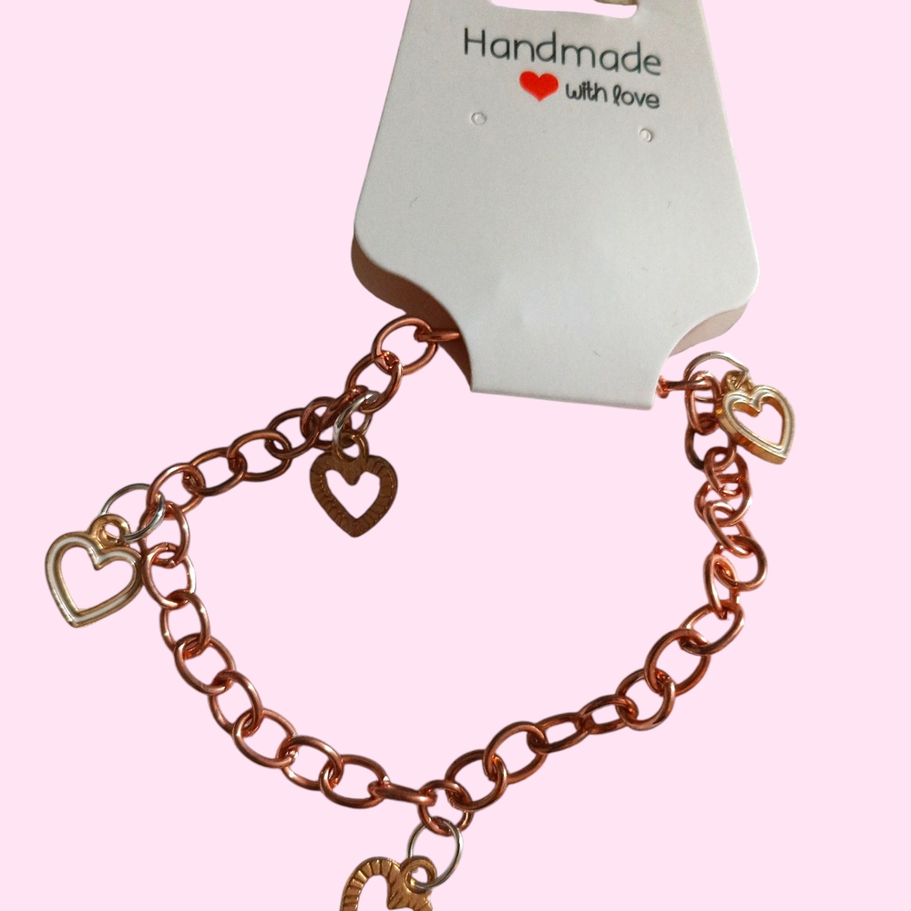 Charming Gold Heart Bracelet